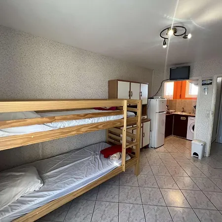 Abordable Pour 4 Personnes Avec Balcon Pres De La - Fr-1-701-85 Apartment Valras-Plage